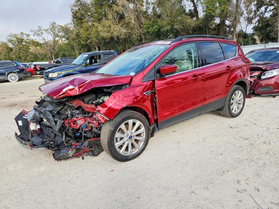 2019 Ford Escape sel