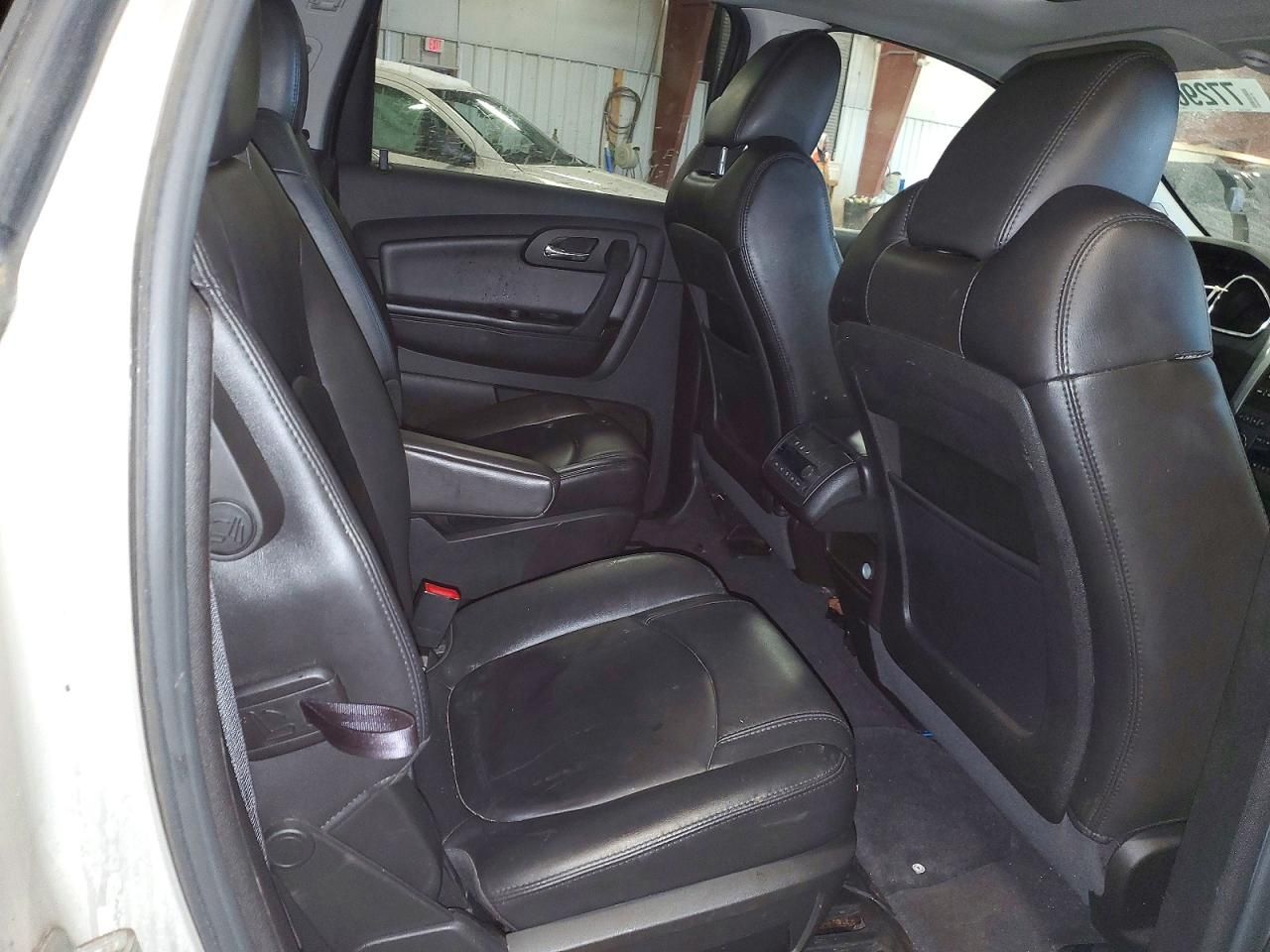 2011 Chevrolet Traverse lt