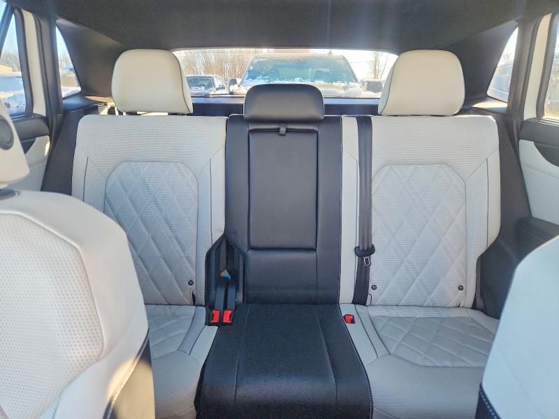 2024 Volkswagen Atlas Cross Sport sel Premium R-line