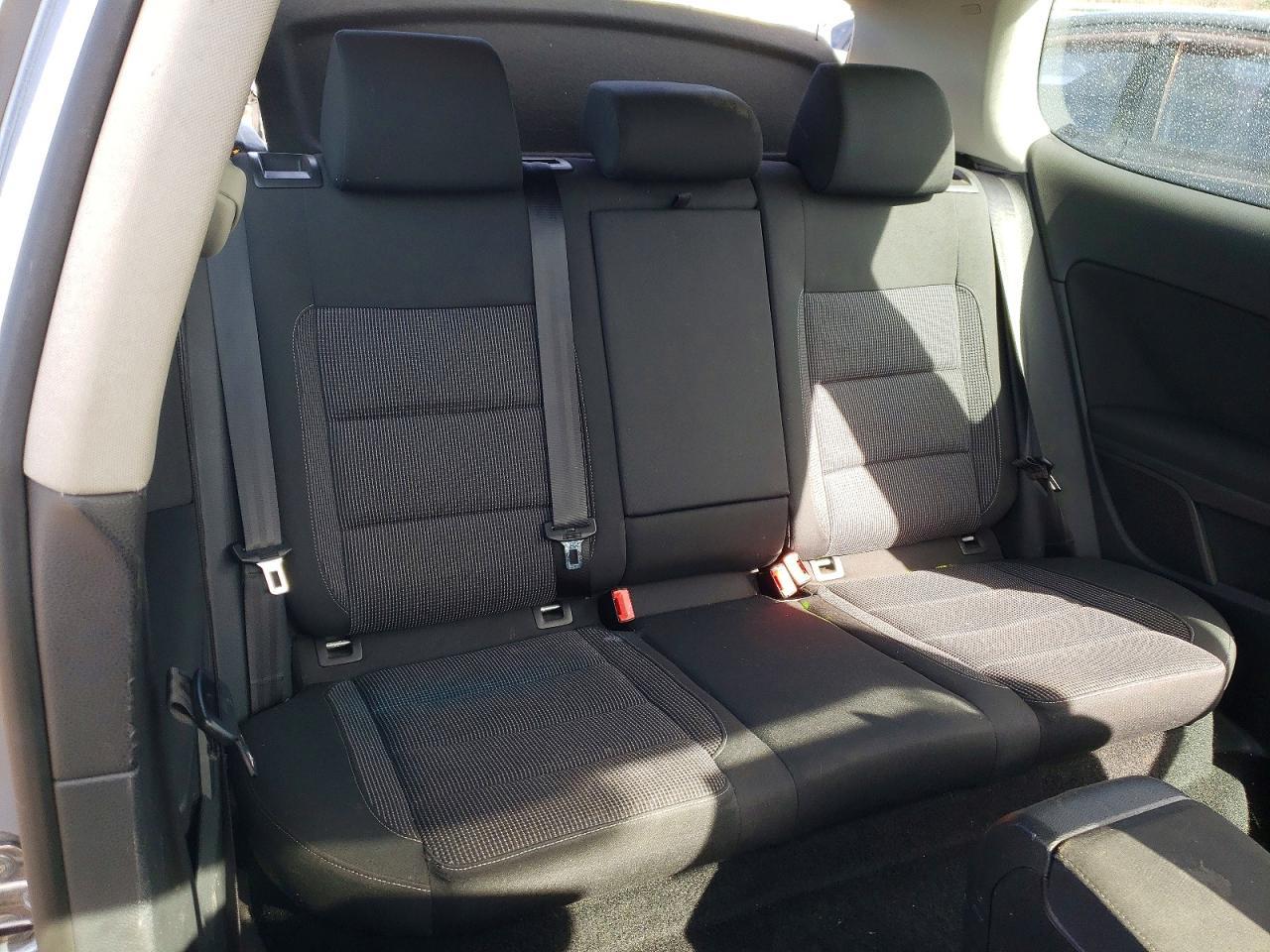 2012 Volkswagen Golf