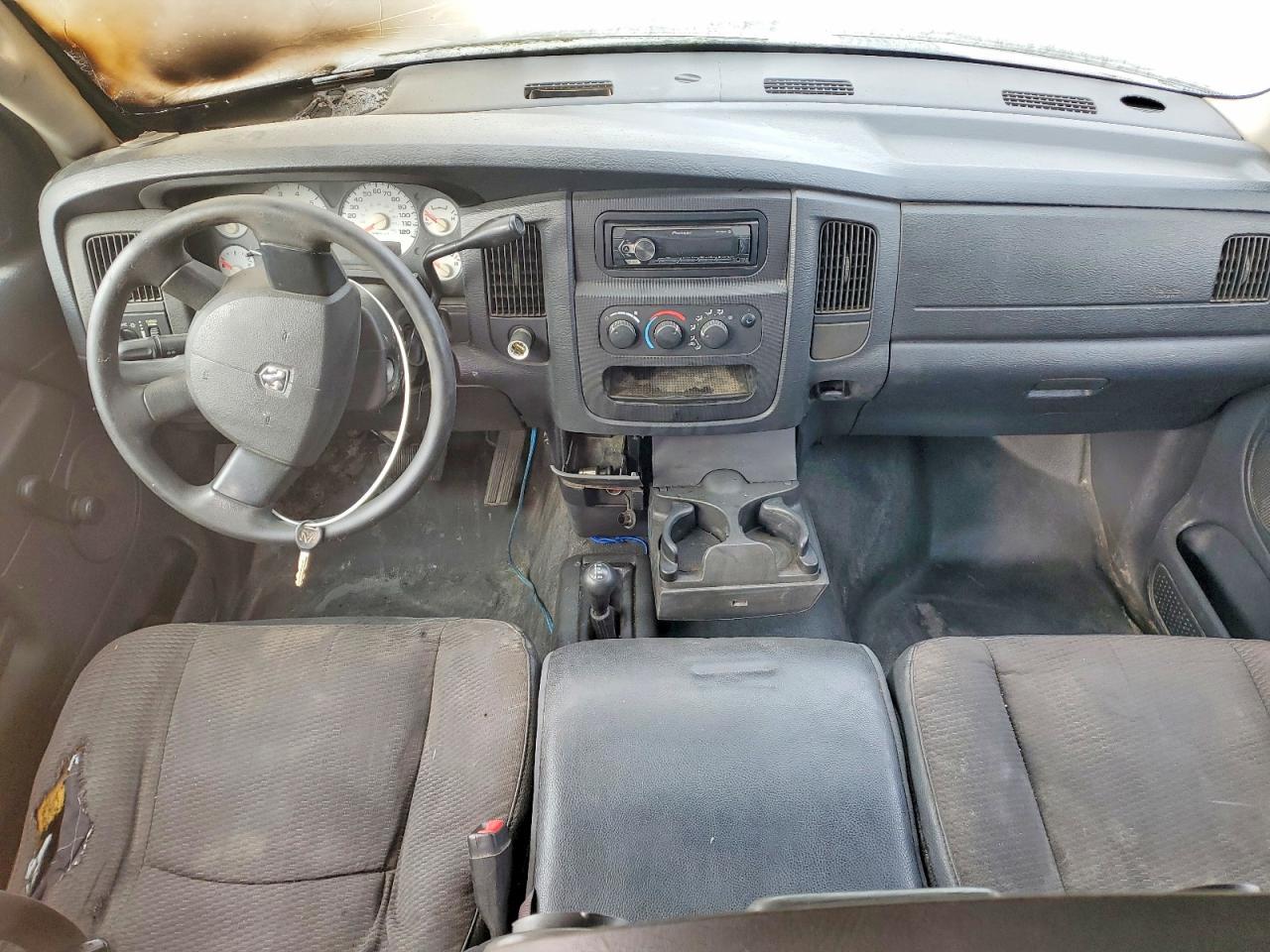 2005 Dodge RAM 1500 ST