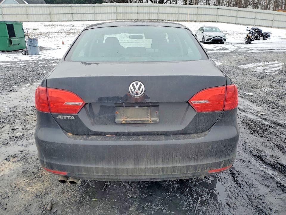 2013 Volkswagen Jetta Base