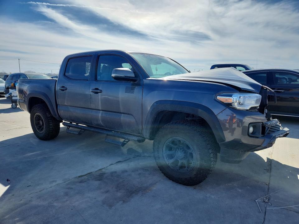 2017 Toyota Tacoma Double cab