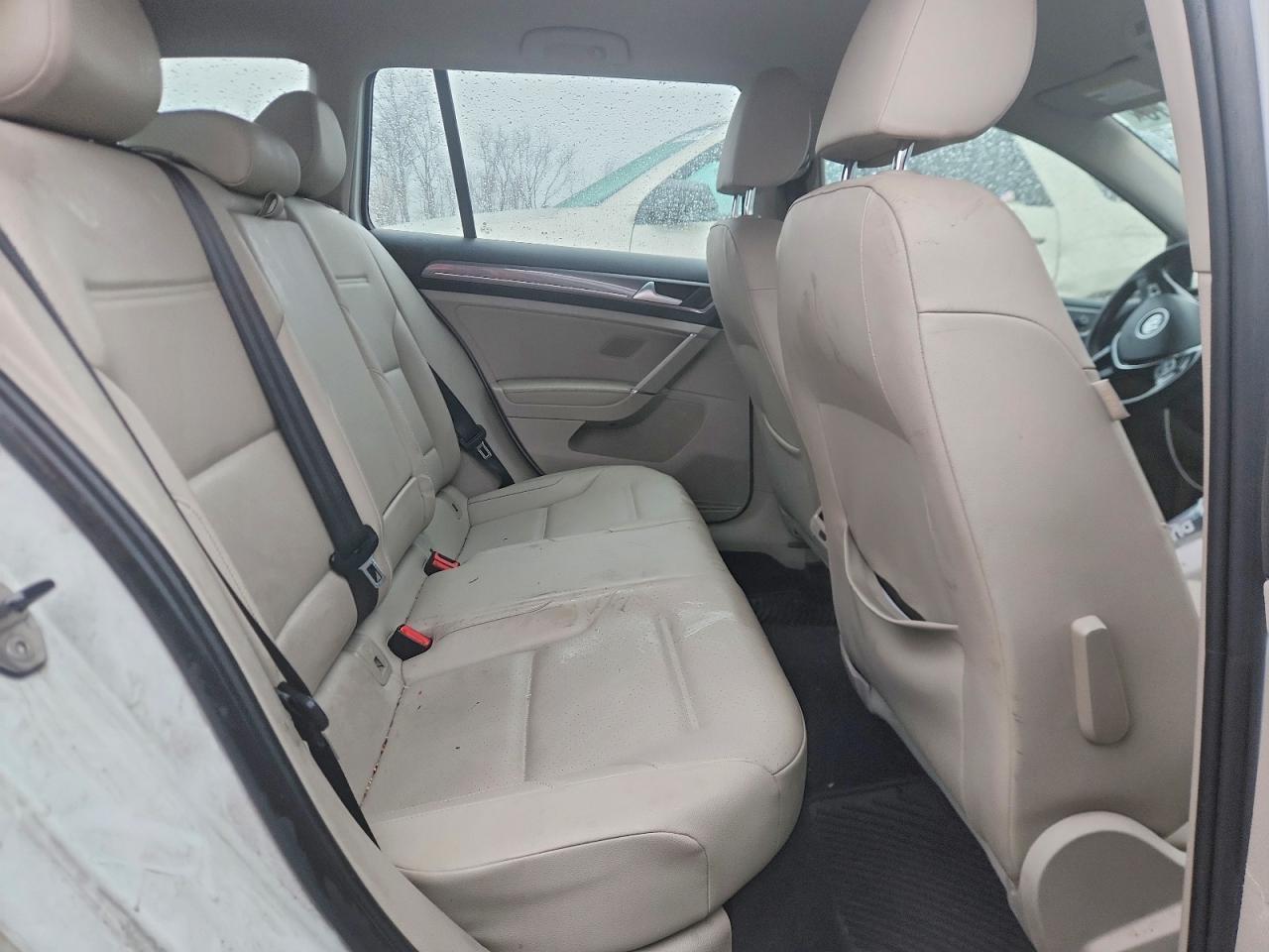 2017 Volkswagen Golf Alltrack s