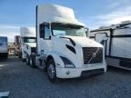 2020 Volvo VNR Semi Truck