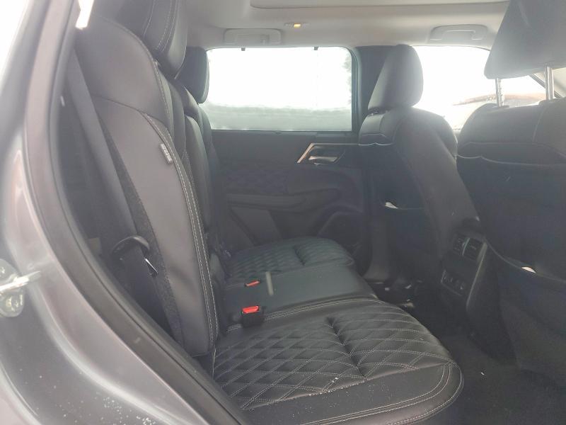 2023 Mitsubishi Outlander sel
