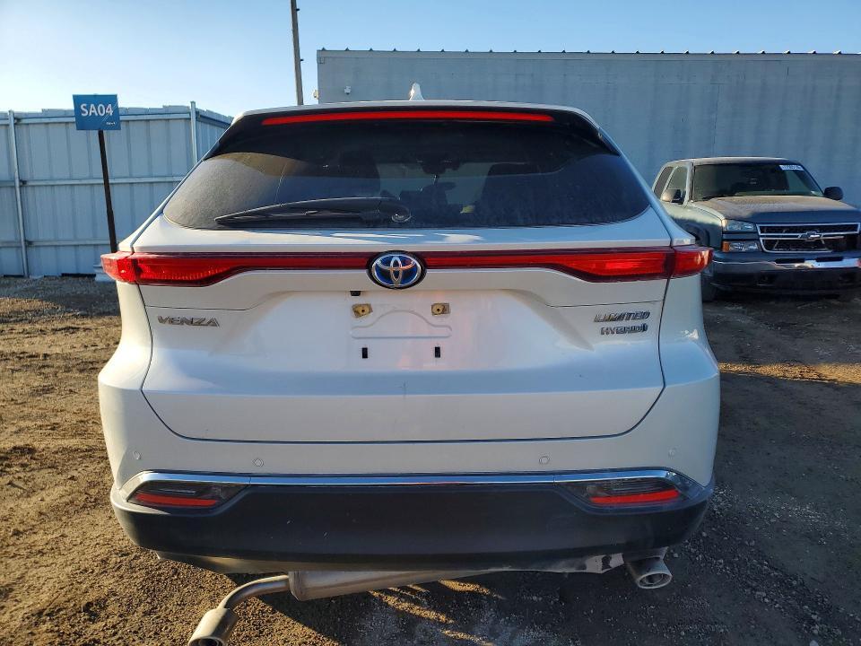 2021 Toyota Venza le