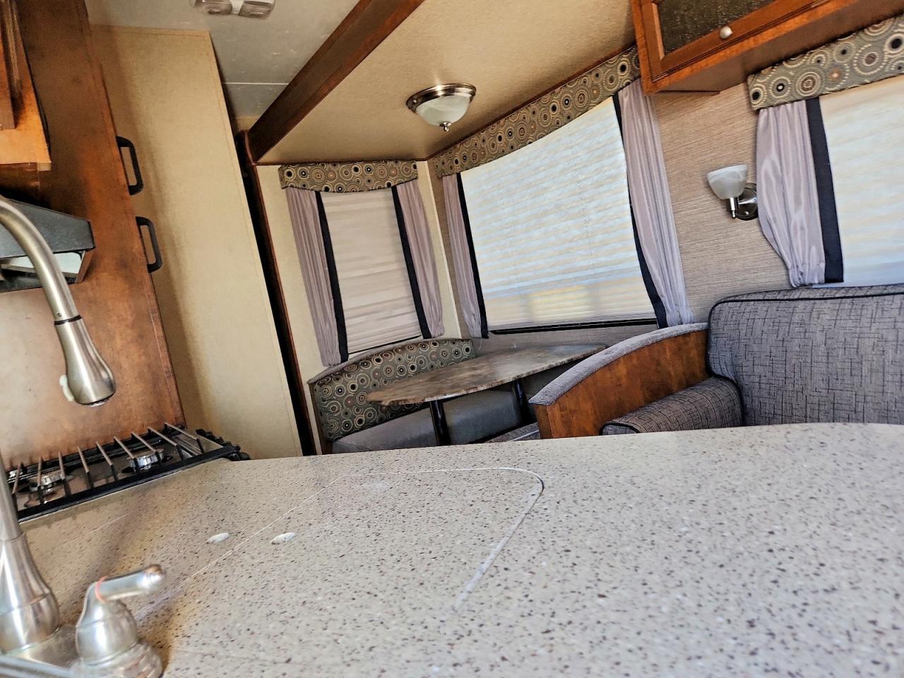 2014 Foresriver 2014 Forest River Chaparral Camper