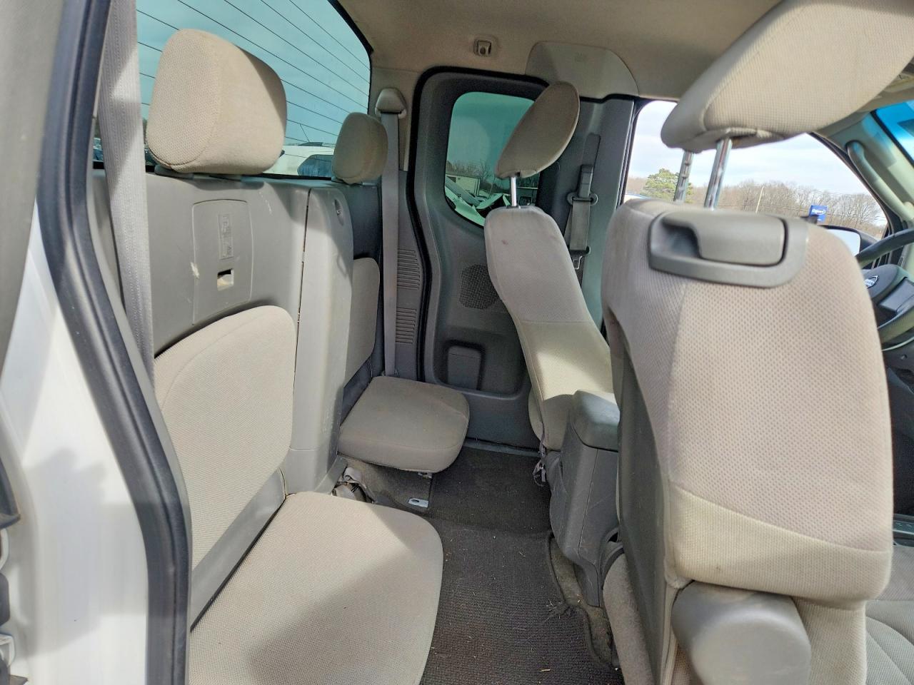 2010 Nissan Frontier XE