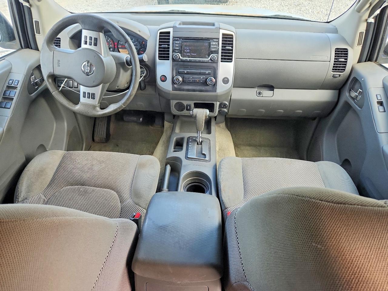 2017 Nissan Frontier SV