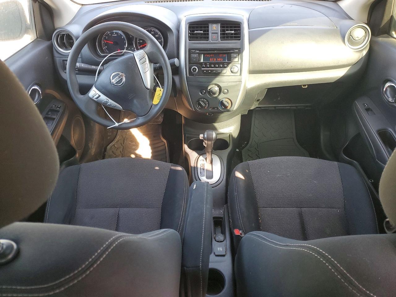 2016 Nissan Versa s