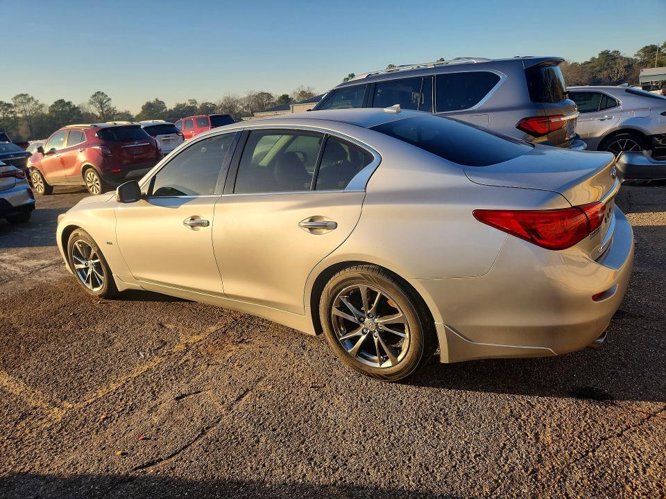 2017 Infiniti Q50 Premium