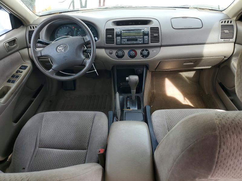2003 Toyota Camry le