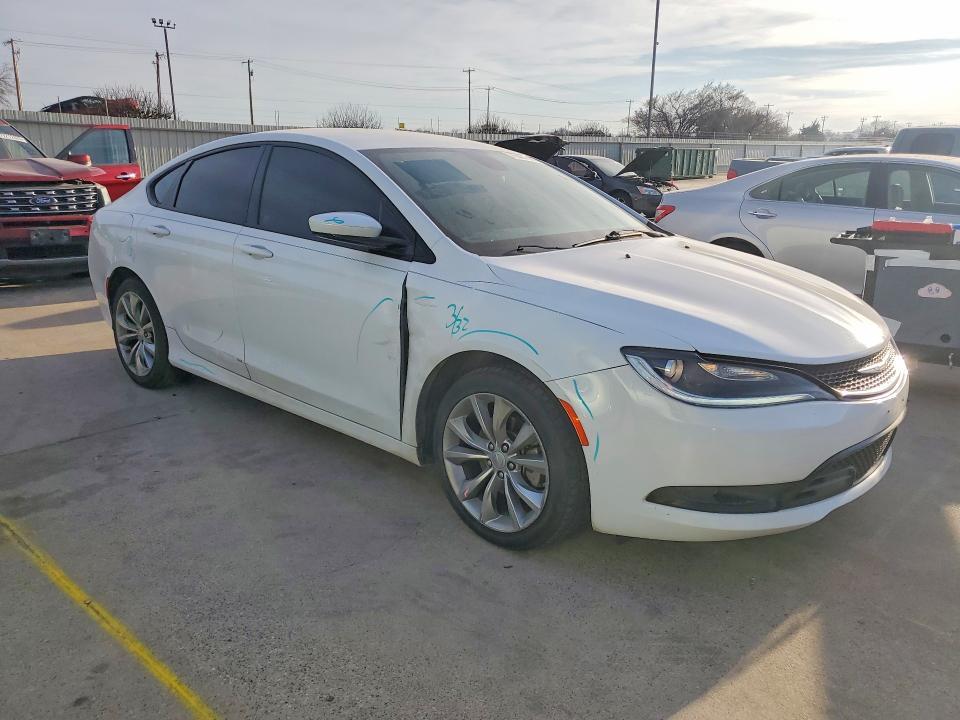2016 Chrysler 200 s