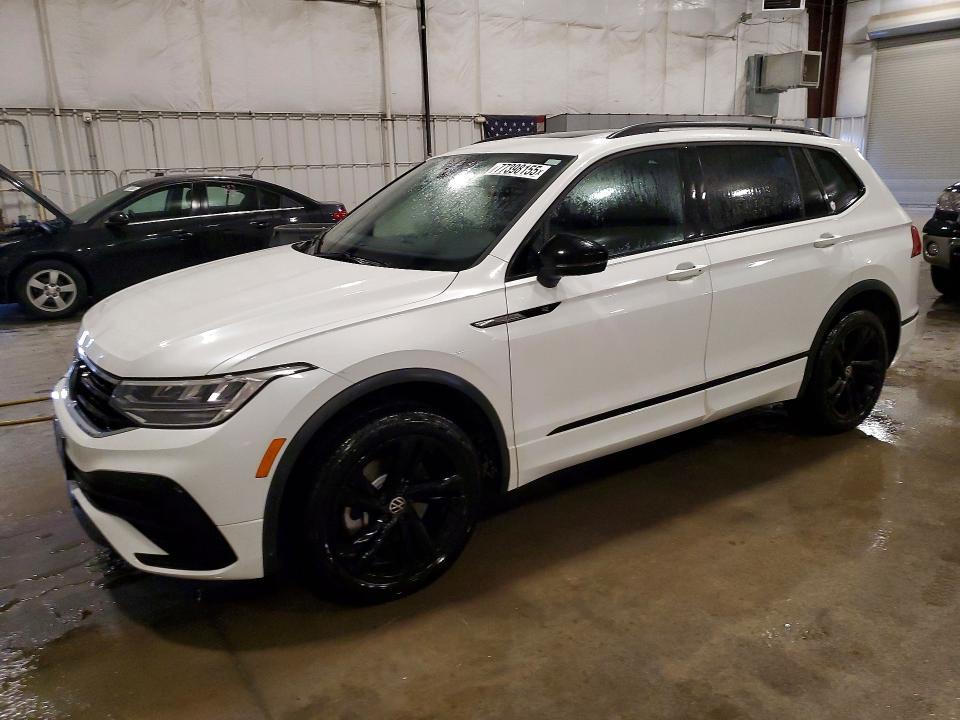 2024 Volkswagen Tiguan se R-line Black