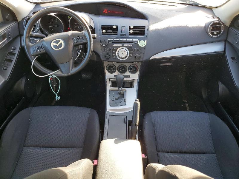 2011 Mazda 3 I