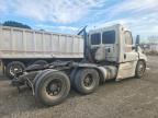 2016 Freightliner Cascadia 125 Semi Truck