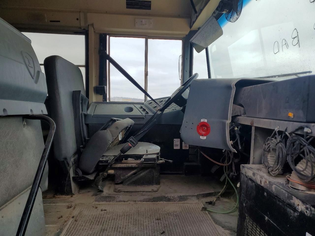 2013 Ic Corporation CE Series School-School Bus