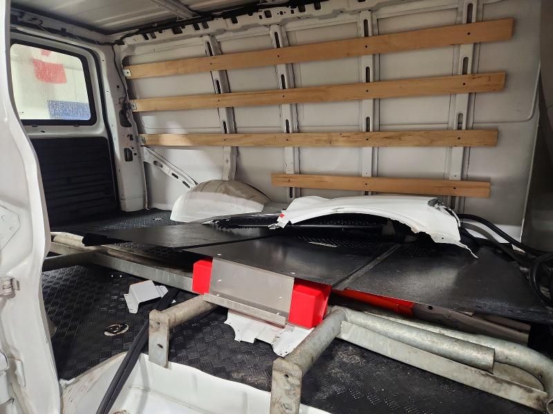 2024 Chevrolet Express G2500