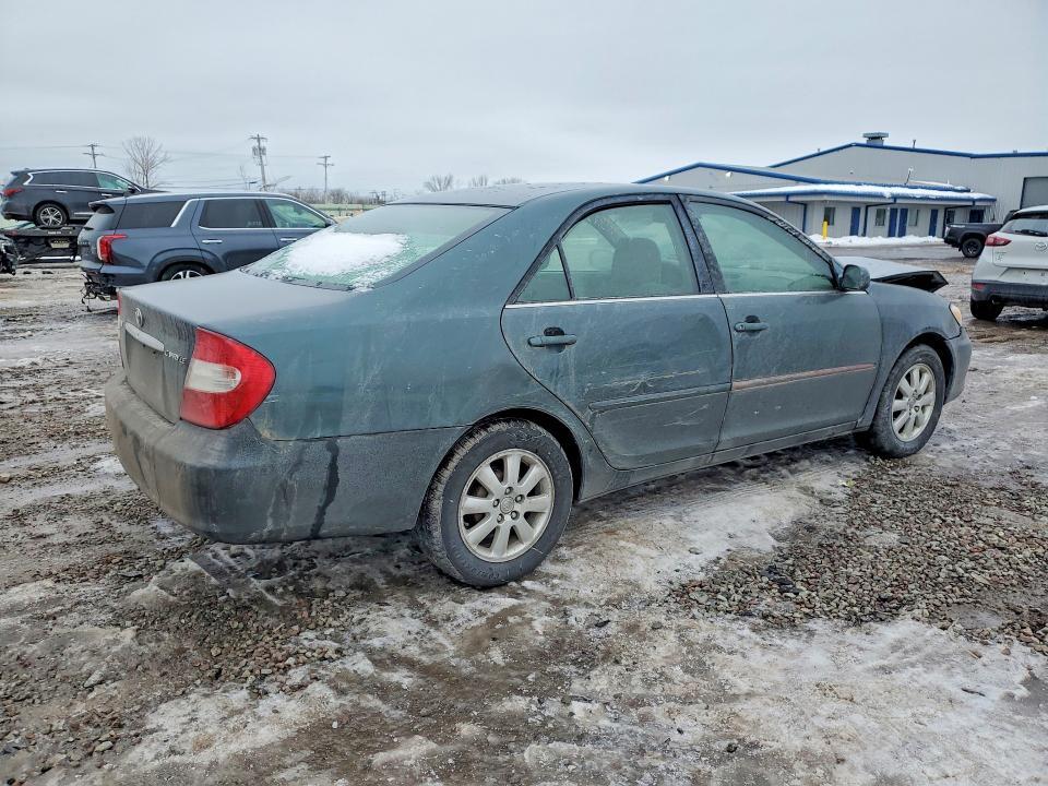 2003 Toyota Camry le