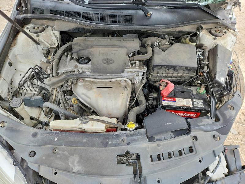 2015 Toyota Camry le