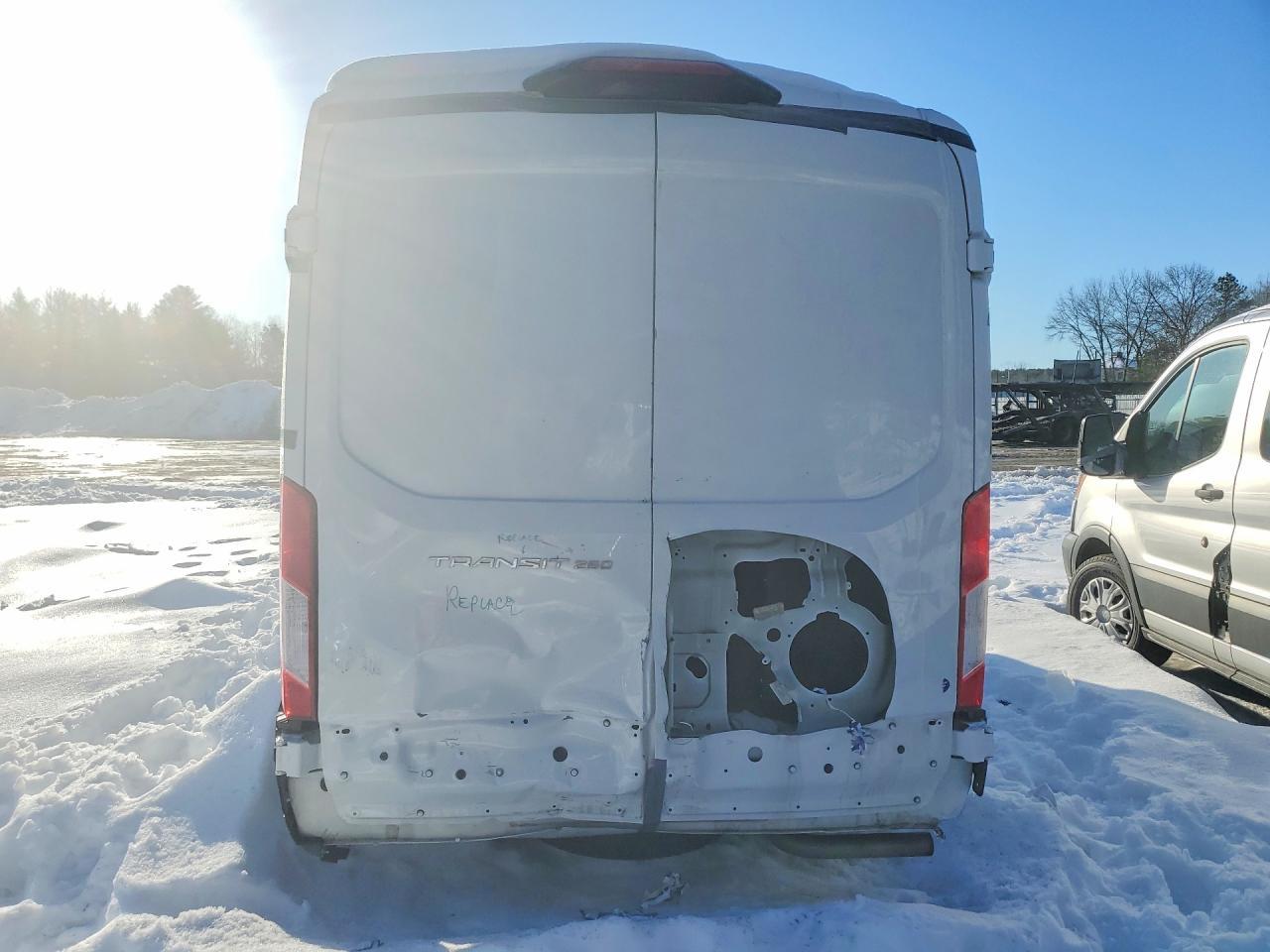 2023 Ford Transit T-250