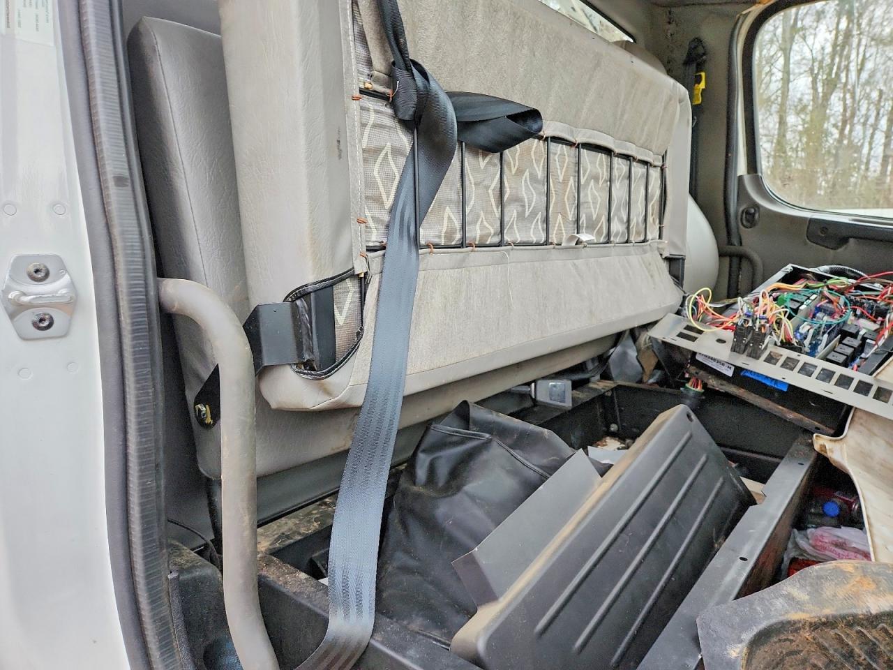 2022 Freigliner 2022 Freightliner Business Class M2 Bucket Truck