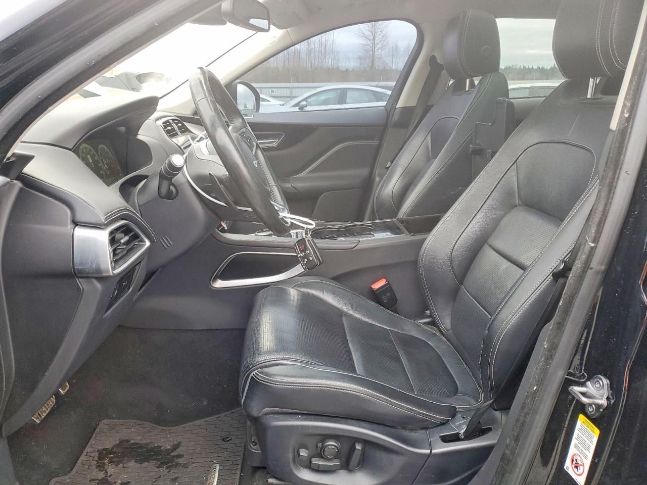 2017 Jaguar F-pace R-sport