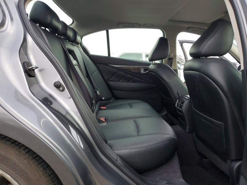 2018 Infiniti Q50 Luxe