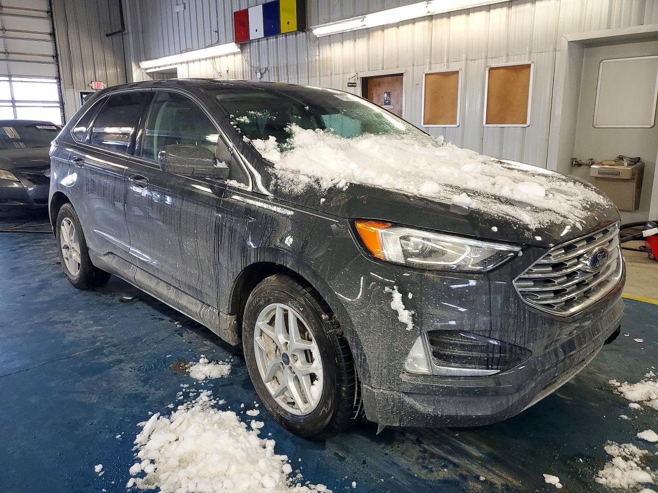 2021 Ford Edge sel