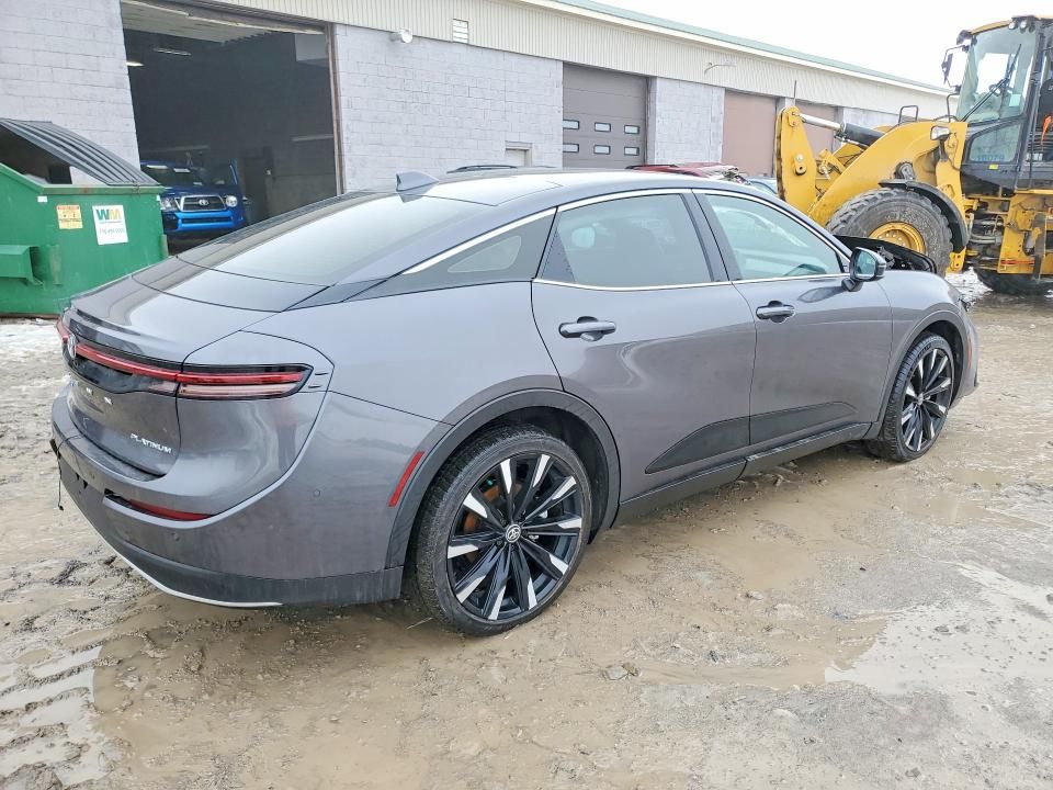 2024 Toyota Crown Platinum