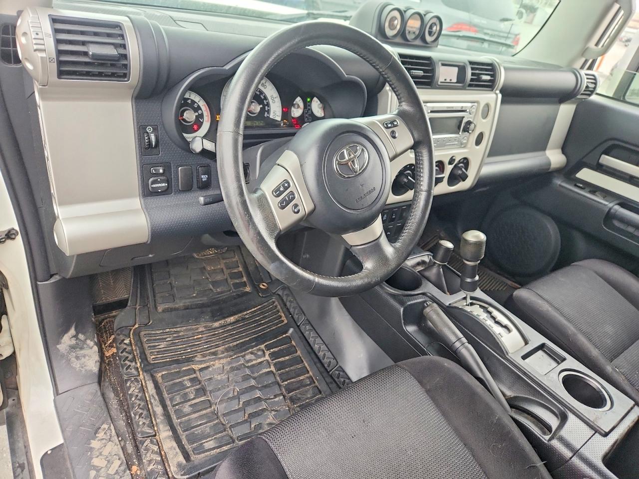 2014 Toyota Fj Cruiser Base