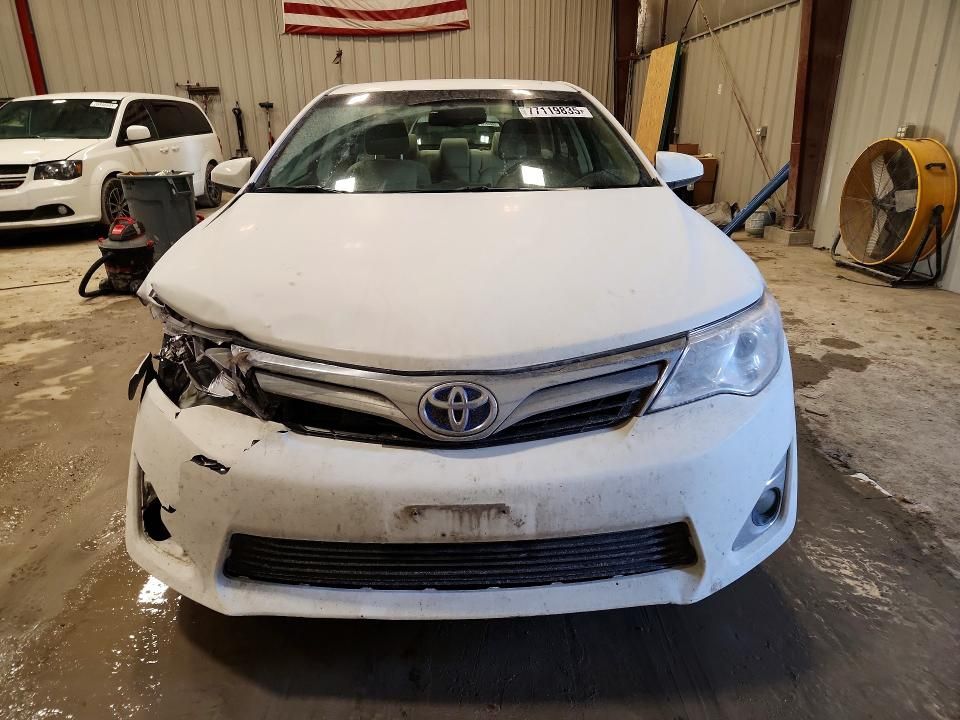 2012 Toyota Camry Hybrid