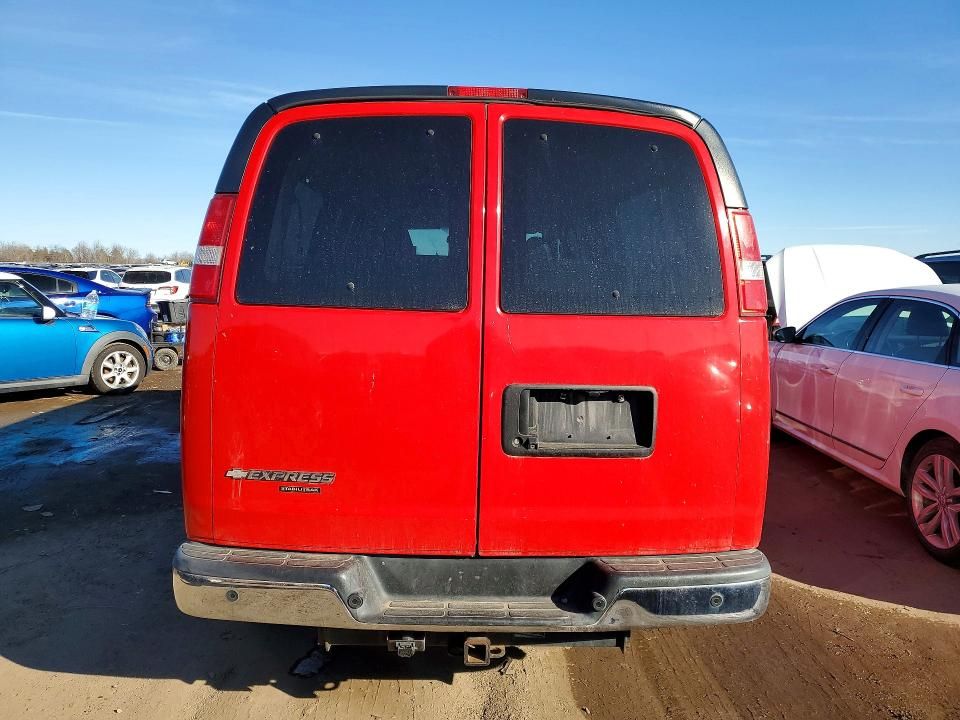 2016 Chevrolet Express G3500 LT