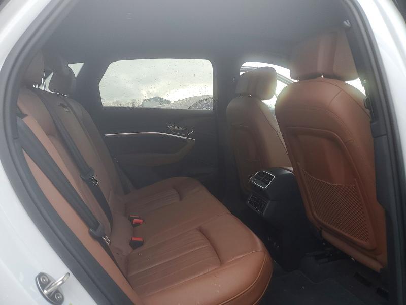2024 Audi Q8 E-tron Premium Plus