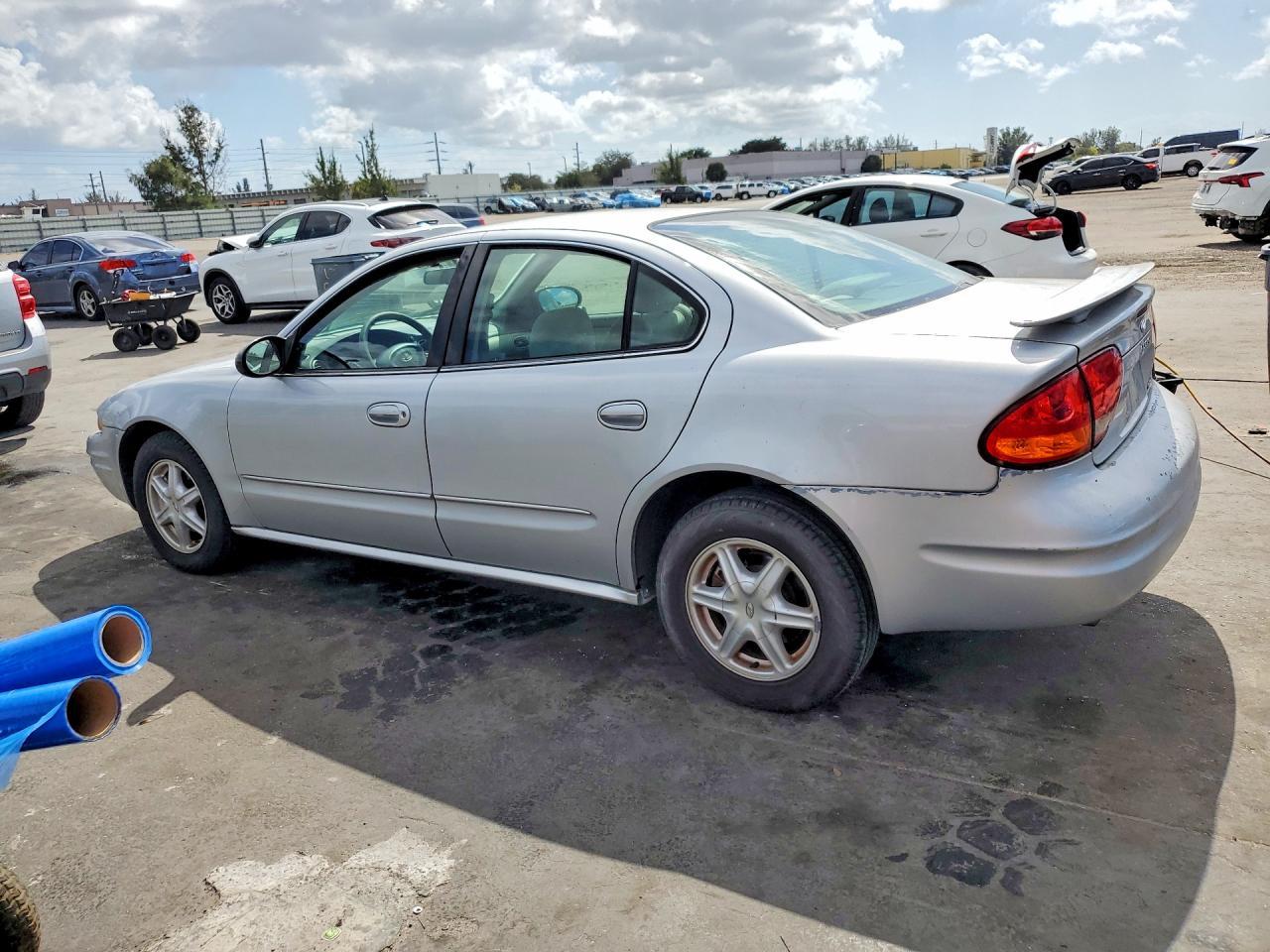 2004 Oldsmobile Alero gl