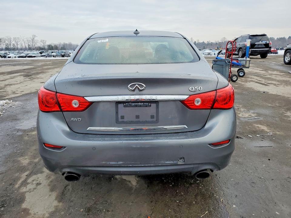 2017 Infiniti Q50 Premium