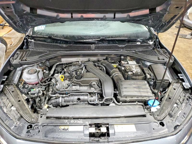 2025 Volkswagen Jetta se