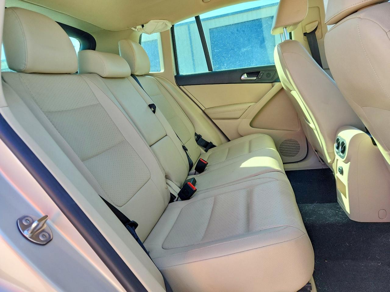 2012 Volkswagen Tiguan s