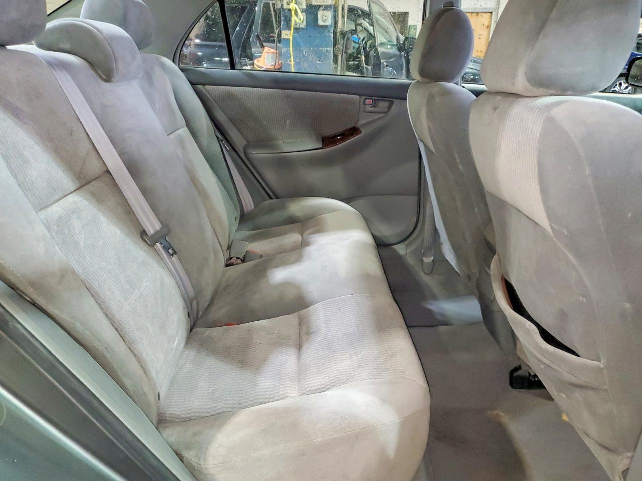 2005 Toyota Corolla ce