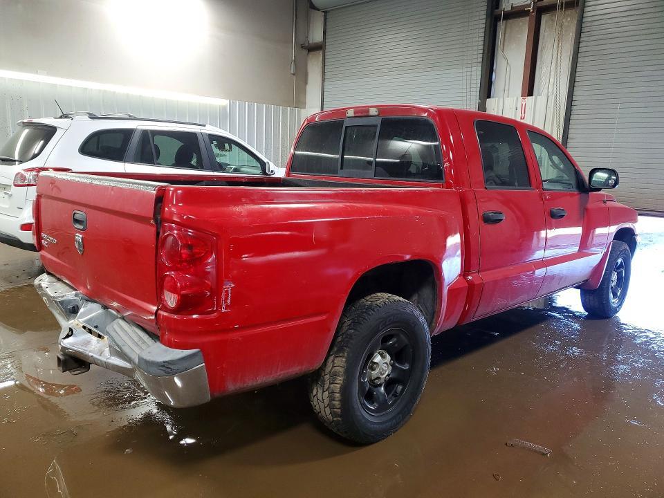 2005 Dodge Dakota Quad slt