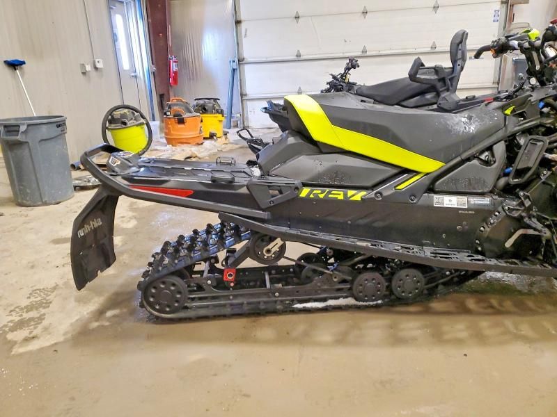 2020 Skidoo 2020 Skidoo  Renegade Adrenaline