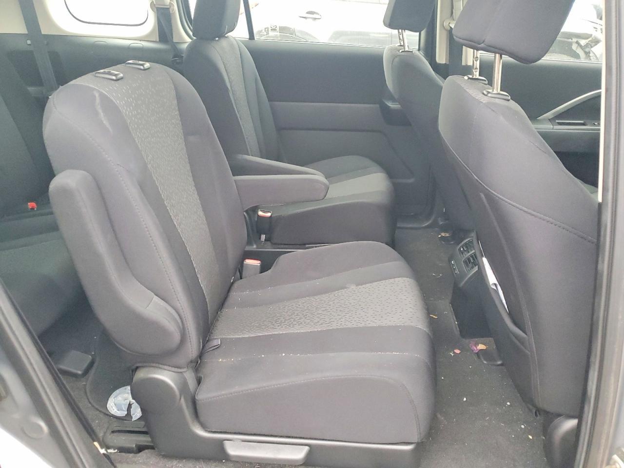 2012 Mazda 5