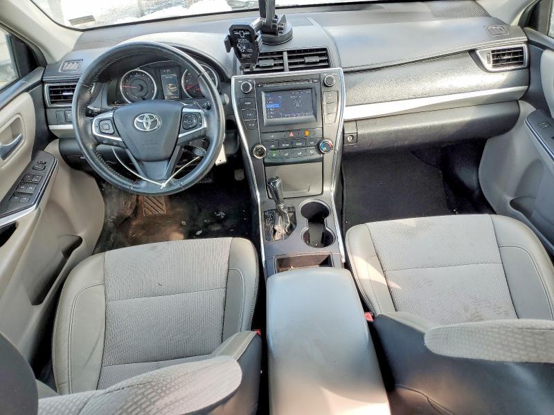 2016 Toyota Camry le