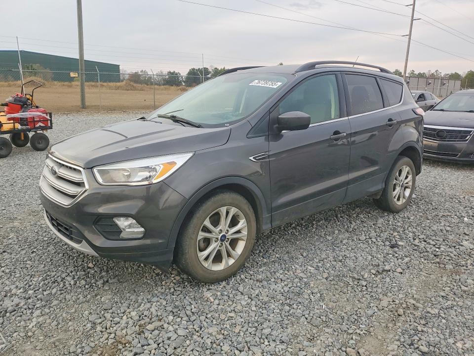 2018 Ford Escape se