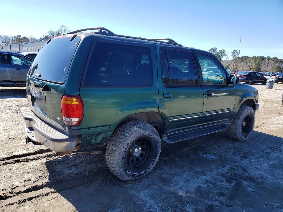 2000 Ford Explorer xlt