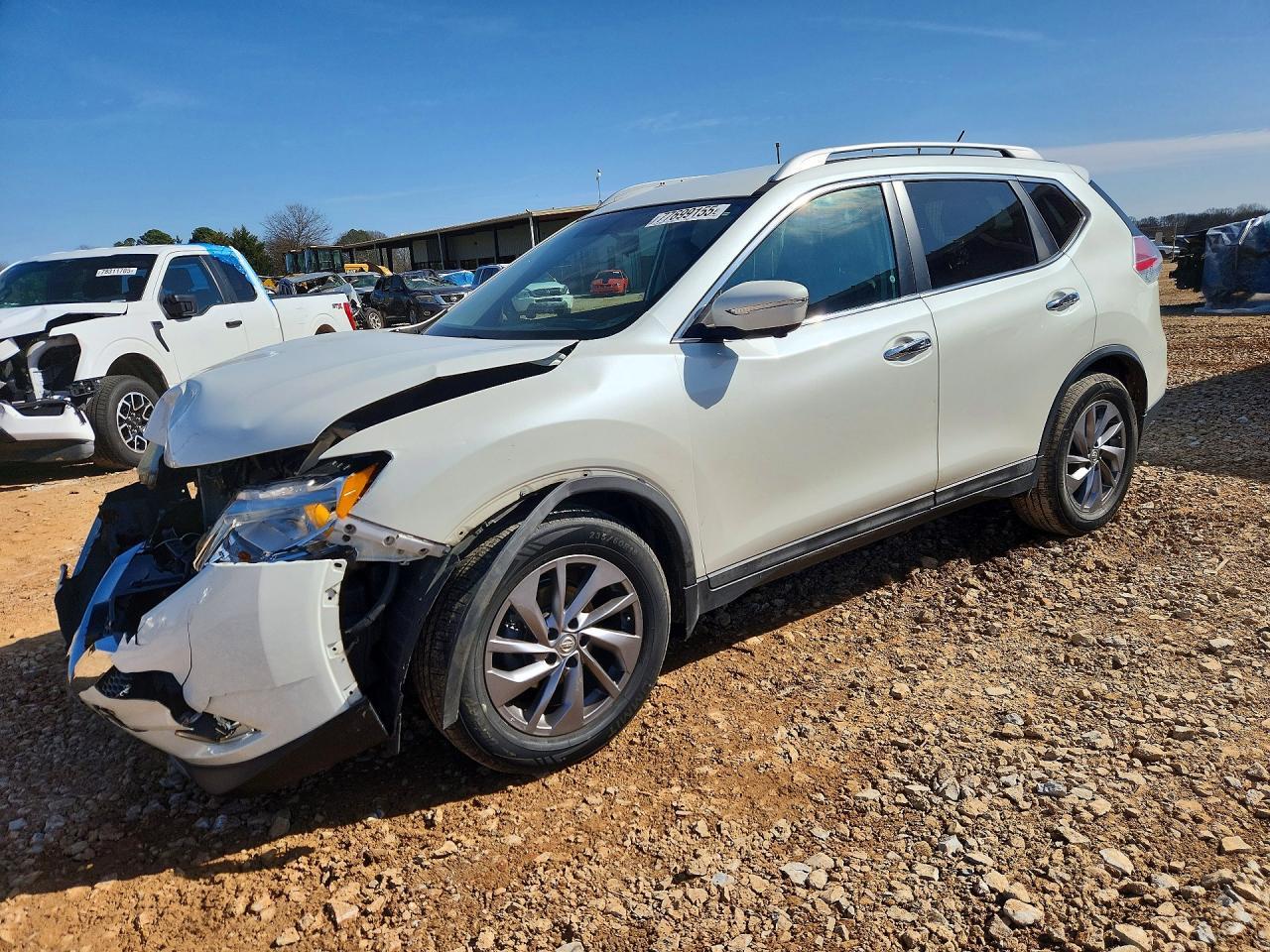 2015 Niss Rogue s