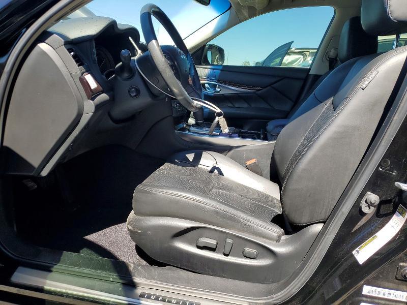 2015 Infiniti Q70 3.7