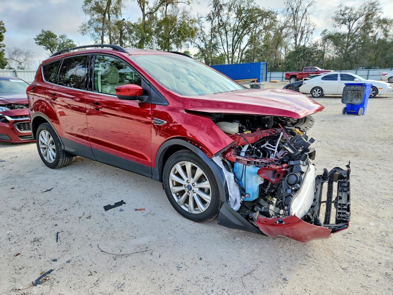 2019 Ford Escape sel
