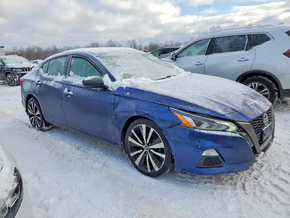 2020 Nissan Altima